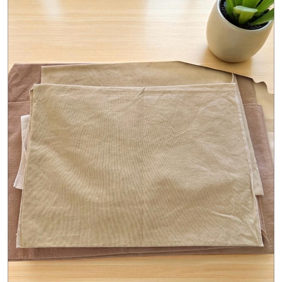 Louis Vuitton Dust Bag 14.5” x 12.5” - Picture 4 of 5